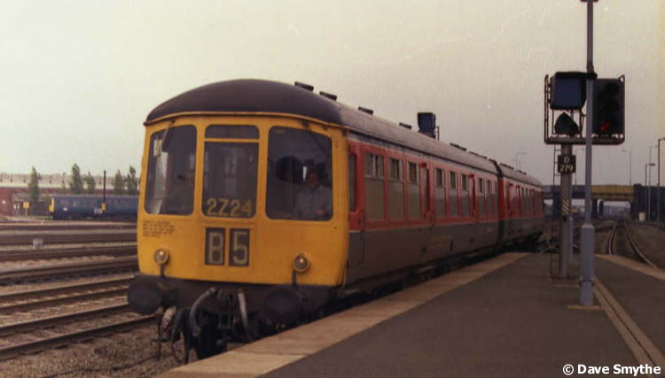 Photo of 975089 & 975090 at Doncaster