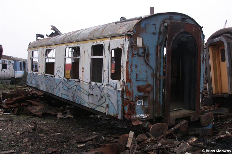 Photo of 975658 at Booths scrapyard, Rotherham