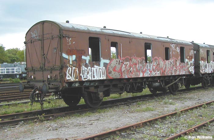 Photo of 977063 at Three Bridges yard
