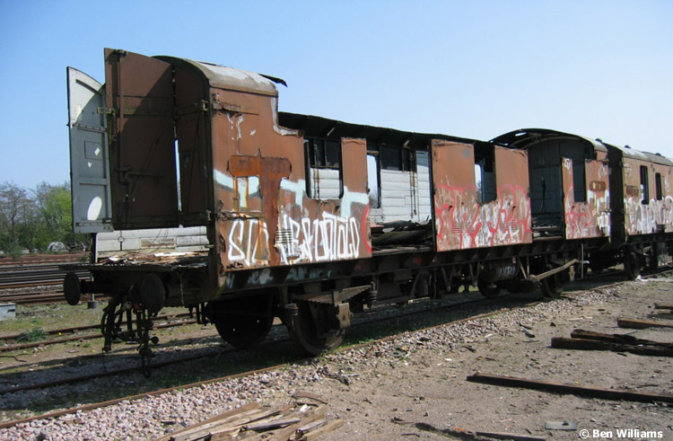 Photo of 977063 at Three Bridges yard