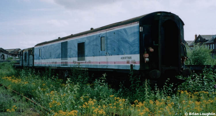 Photo of 977695 at Eastleigh down carriage sidings