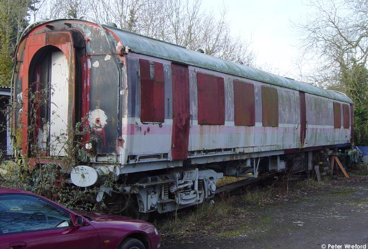 Photo of 977725 at Green Brooks Commercial, Clutton
12 January 2006
Photo copyright of Peter Wreford