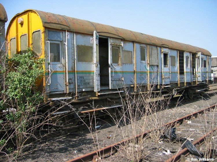 Photo of 99014 at Horsham