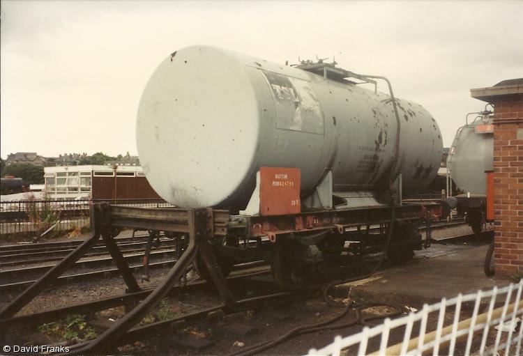 Photo of 024795 at Buxton shed