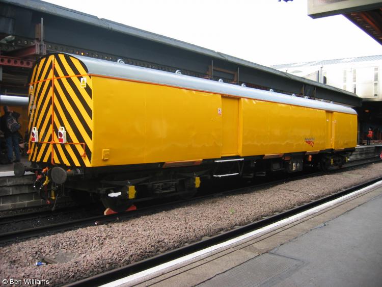 Photo of 975482 at Derby station
2 February 2008
Photo copyright of Ben Williams