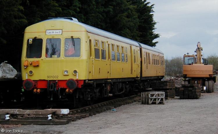 Photo of 977693 & 977694 at Dunster, West Somerset Railway