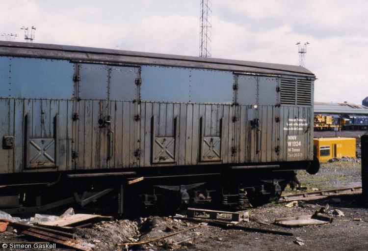 Photo of 061068 at Cardiff Canton TMD