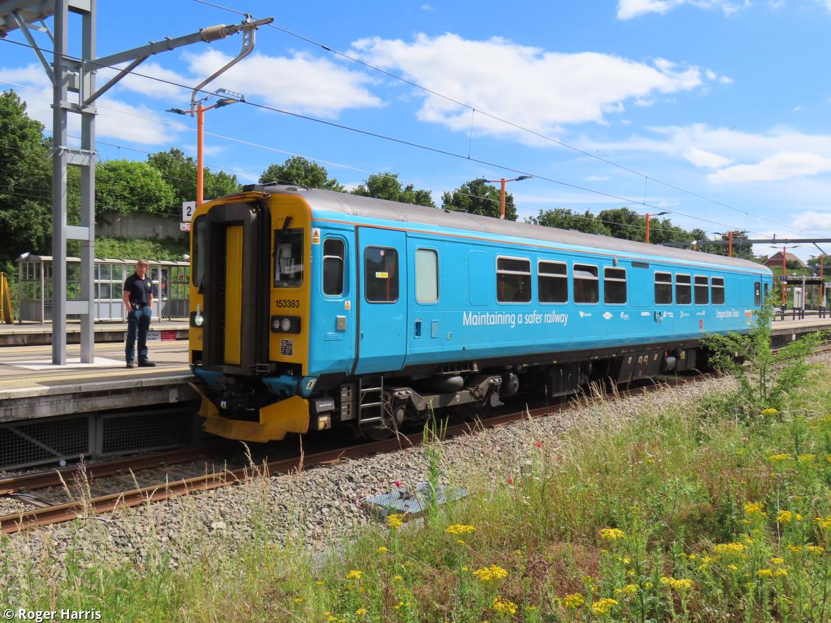 スックuk 153383 - Network Rail Video Inspection Unit VIU4 (class 153