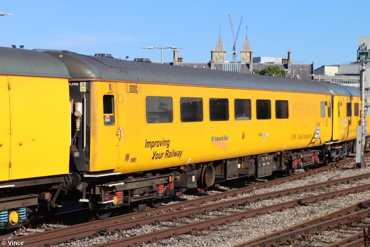 Photo of 5981 at Bristol Temple Meads