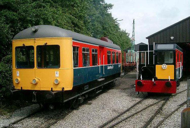 Photo of 999507 & 998901 at Middleton Railway